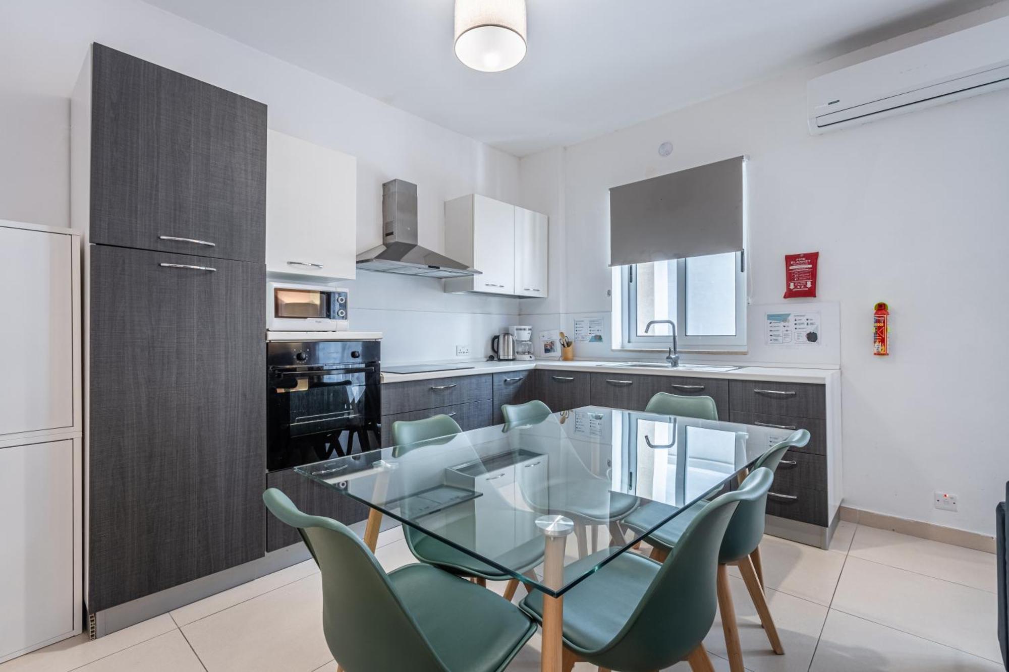 St Julians - Balluta 2 Bedroom Apartment Saint Julian's 外观 照片